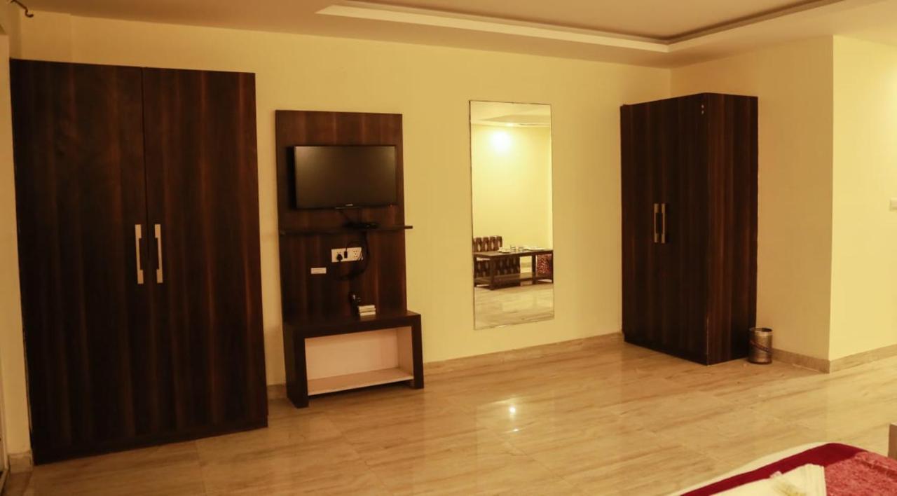 Basoya Farm 2Bhk Villla With Pool - 10 Min Away From Chattarpur Faridabad Exterior photo